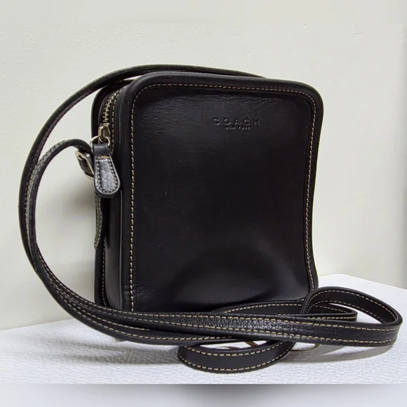 COACH Bellini Leather Crossbody Mini Camera Bag G9D 9139 VINTAGE COLLECTIBLE